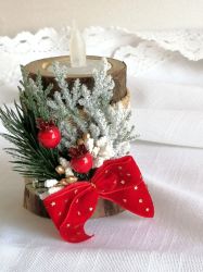 Свещник с декорация - 8,00 х 5,00 см