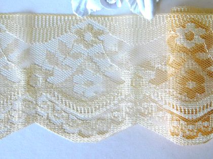  Дантела - Оранжево жълто - 1м.