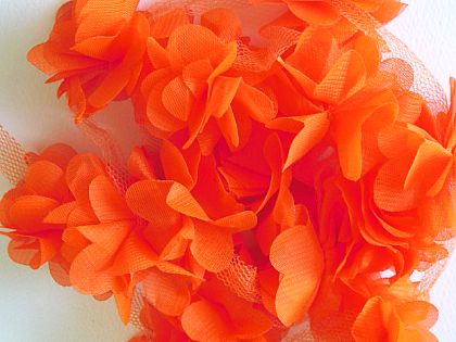 Тюлена лента с цветя - Оранжево - 1 м.