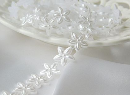 Наниз маргаритки  - Бяло - 1,50 см. -  1.00 м.