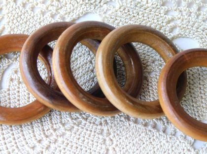 Дървена халка Кафяво лак - 4,00 см - 1 бр.