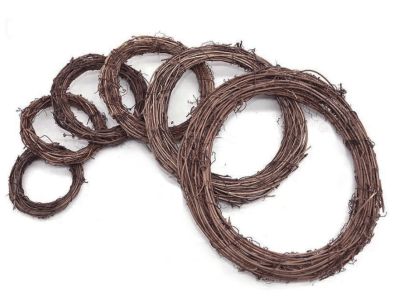 Плетен венец естествени клонки - 13 см