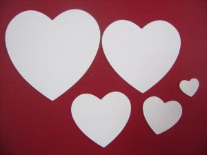 Хартиени елементи - сърца - 5бр.