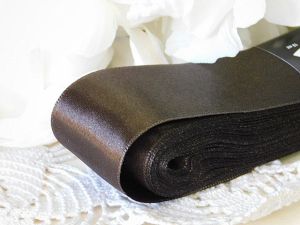 Панделка сатен - Умбра кафяво - 10 м №15