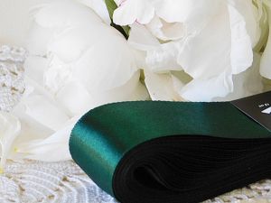 Панделка сатен - Борово зелено - 10м. №77