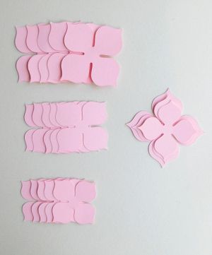 Цветя - Розово - 18 бр