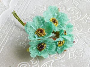 Букет цветя от зебло - Светъл тюркоаз - 6 бр.