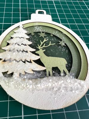 Многопластова топка - Зелено - 9 см.