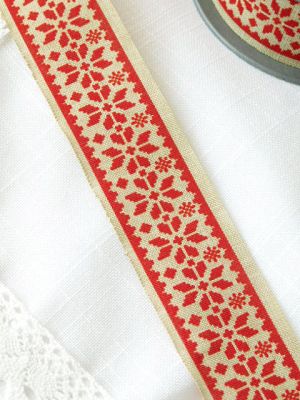 Панделка - Лен с червени мотиви - 1 м.