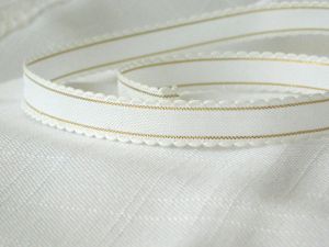 Панделка - Бял фестон със златно ламе - 1,00 м.