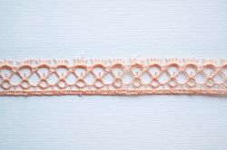 Дантела - праскова - 1м.