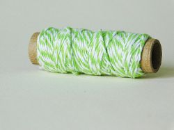 Усукан конец- Бяло и резида - 10 м / 1,5 мм