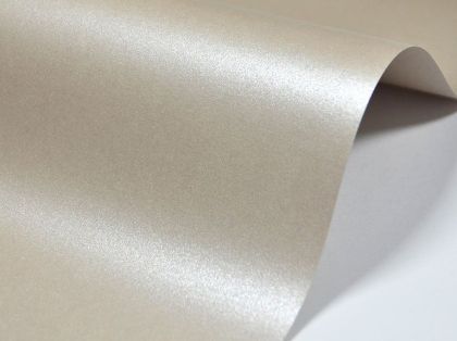 Перлен картон - Majestic - пясък- A4 - 250 gms