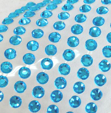 Камъчета - Наситено светло синьо -  77 бр.