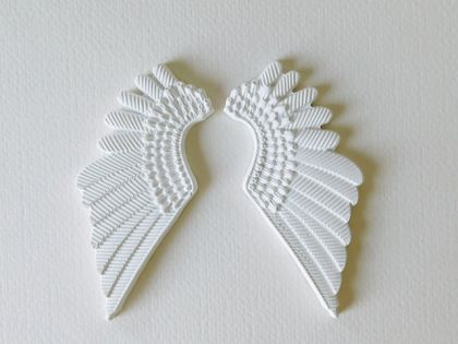 Крила - 4,00 х 9,00 см