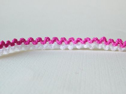 Ширит - Бяло и циклама - 1 м.