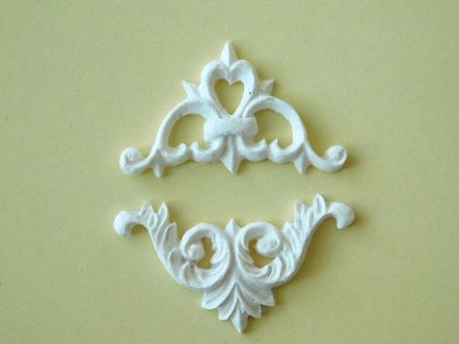 Комплект орнаменти - 2 бр - 4,50 x 2,50 см