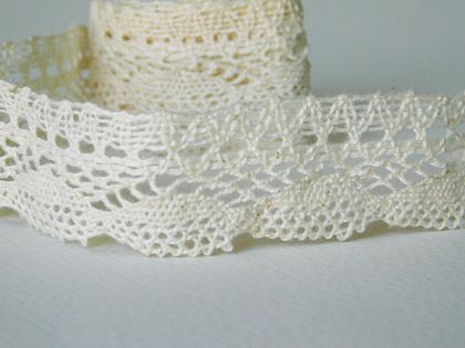 Памучна дантела  - Крем - 1 м.