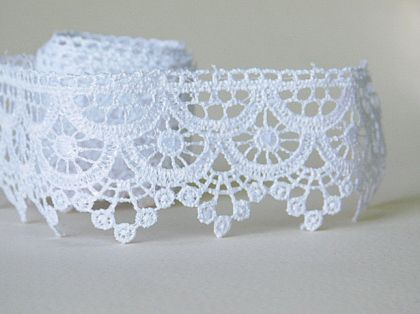 Дантела  - Бяло - 1 м.