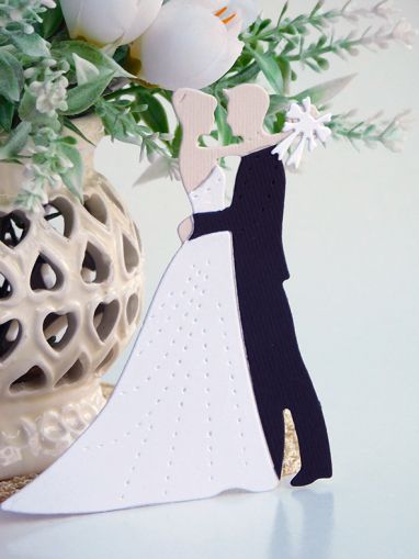 Младоженци -1 бр.