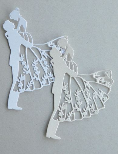 Младоженци - 2 бр.