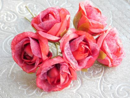 Рози - Червено с органза - 6 бр