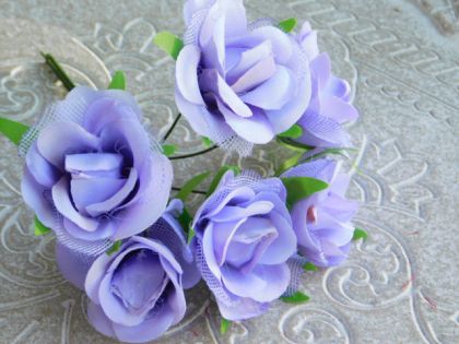 Рози с мрежа - Лилаво - 6 бр.