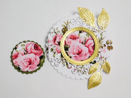 Композиция - Кръгла Рамка Рози  с таг  - 1 бр.