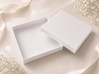 Луксозна Бяла кутия - 14,00 х 14,00 х 2,50 см