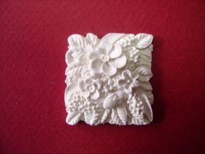 Цветя и листа - 3,5х3,5см.