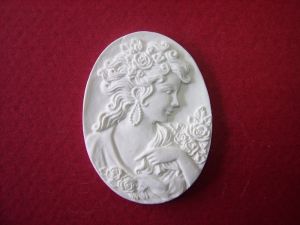 Камея - 4х3см.