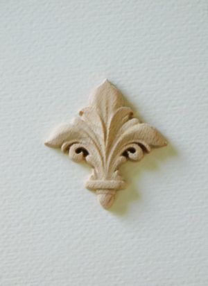 Уникални орнаменти от дърво череша-  4,00 х 4,50 см