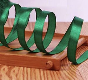 Панделка сатен - борово зелен - 10м.