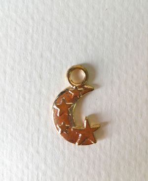 Луна със звезди