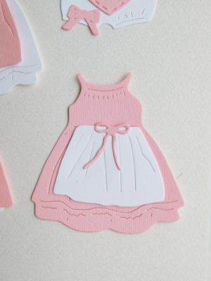 Нейните дрешки -  Розово и бяло -  20 елемента