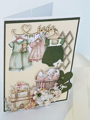 Нейните дрешки - Зелено и шампанско -  20 елемента