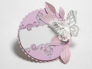 Композиция - Кръгла рамка Светло лилаво - 1 бр.