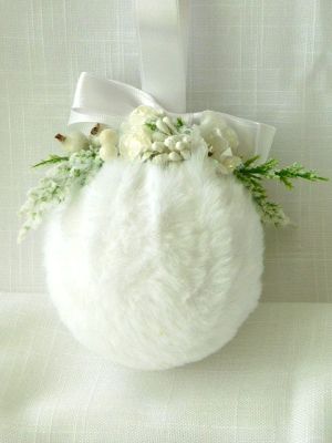 Коледна Топка - Бял пух