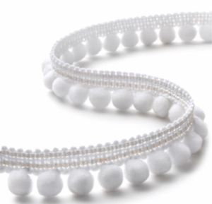 Лента с топчета - Бяло - 1 м.